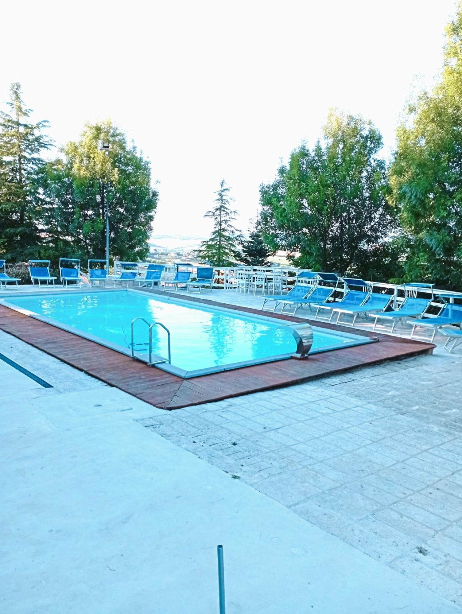 B&B Profumo Di Gelsomino Mombaroccio Kültér fotó